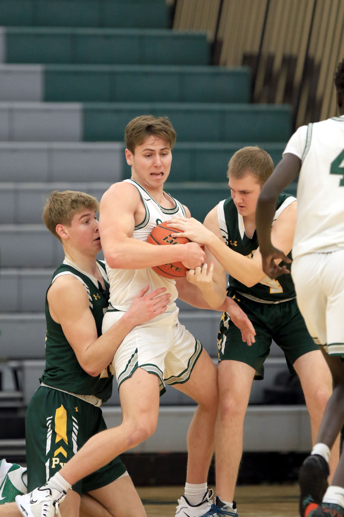 Lincoln Pius X at Lincoln Southwest boys, 1.7